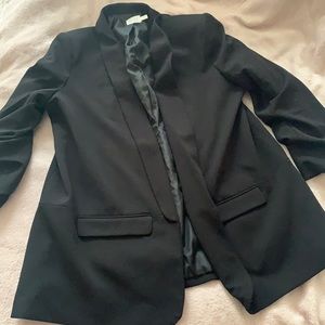 Black long sleeve Blazer✨